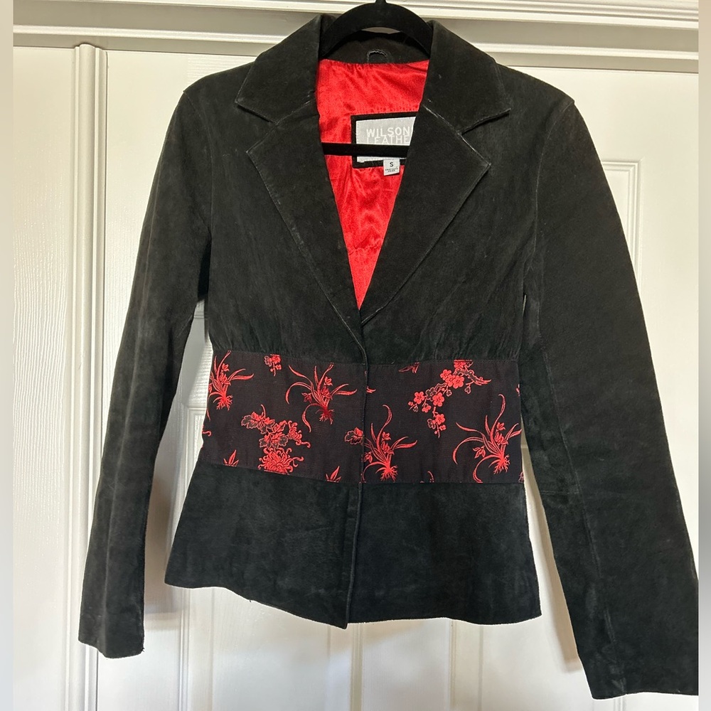 Wilsons Leather Black and Red Floral Blazer, Sz Small, EUC, suede